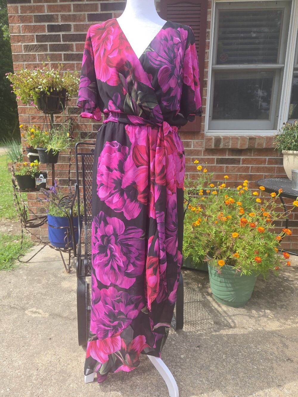 SLNY SL Fashions New York Floral Maxi Dress Size 8 Cold Shoulder Sheer Sleeves